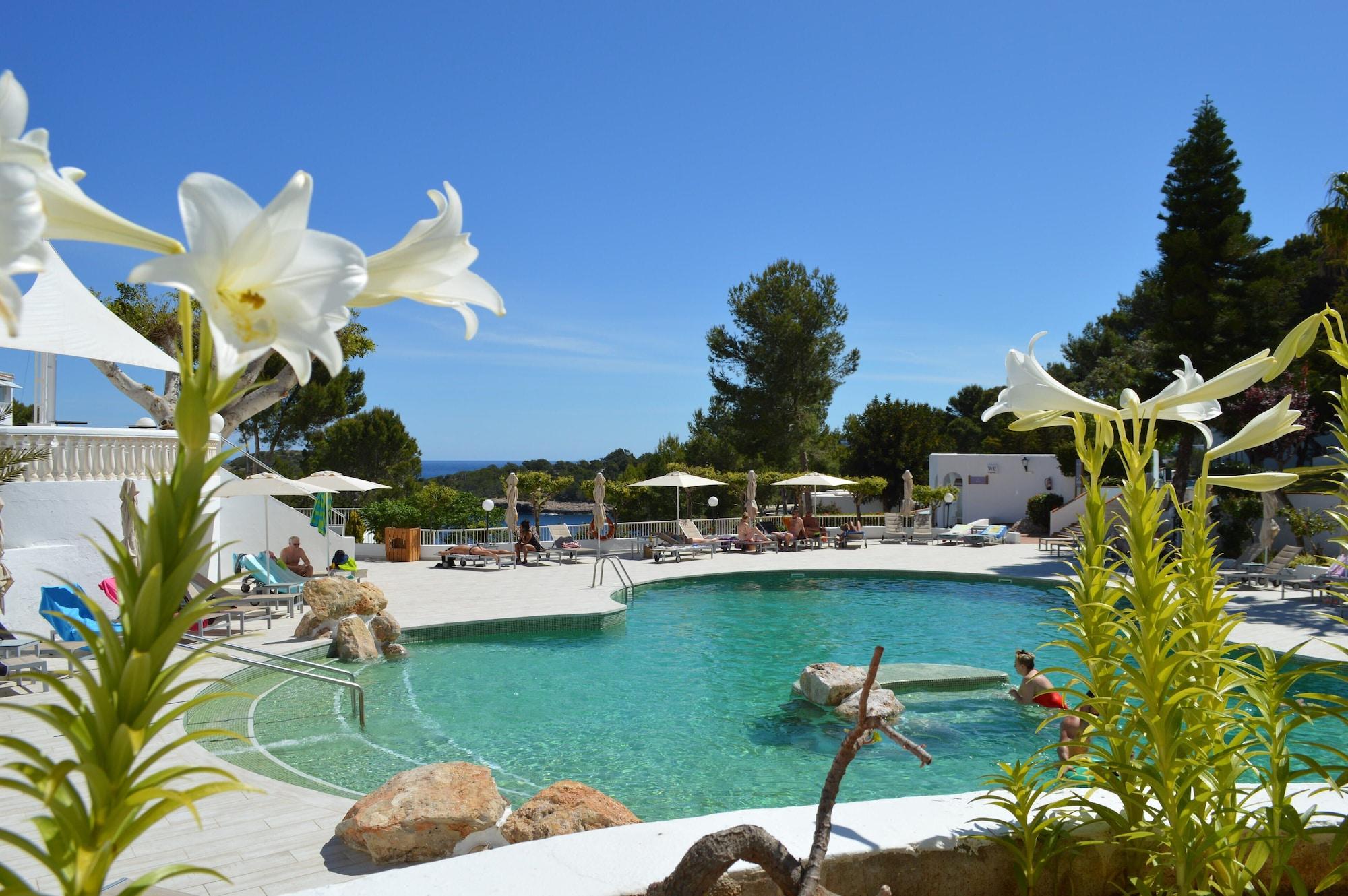 Bg Portinatx Beach Club Hotel Exterior foto